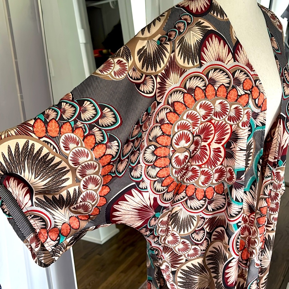 Anthropologie Silky Floral Kimono Cardigan - Picture 2 of 4